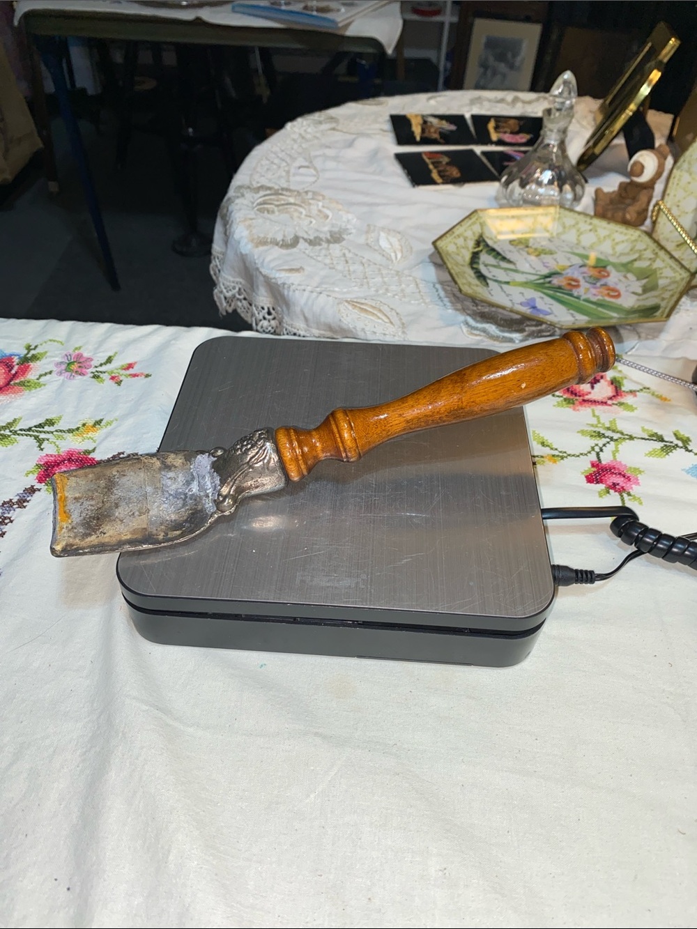 Antique tool. Maybe Wax Seal Chisel or French Edger?  Not sure